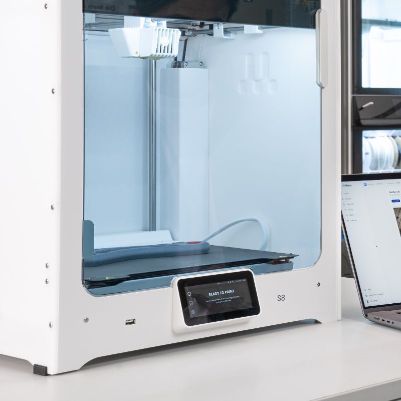 Cámara de impresión cerrada UltiMaker S8
